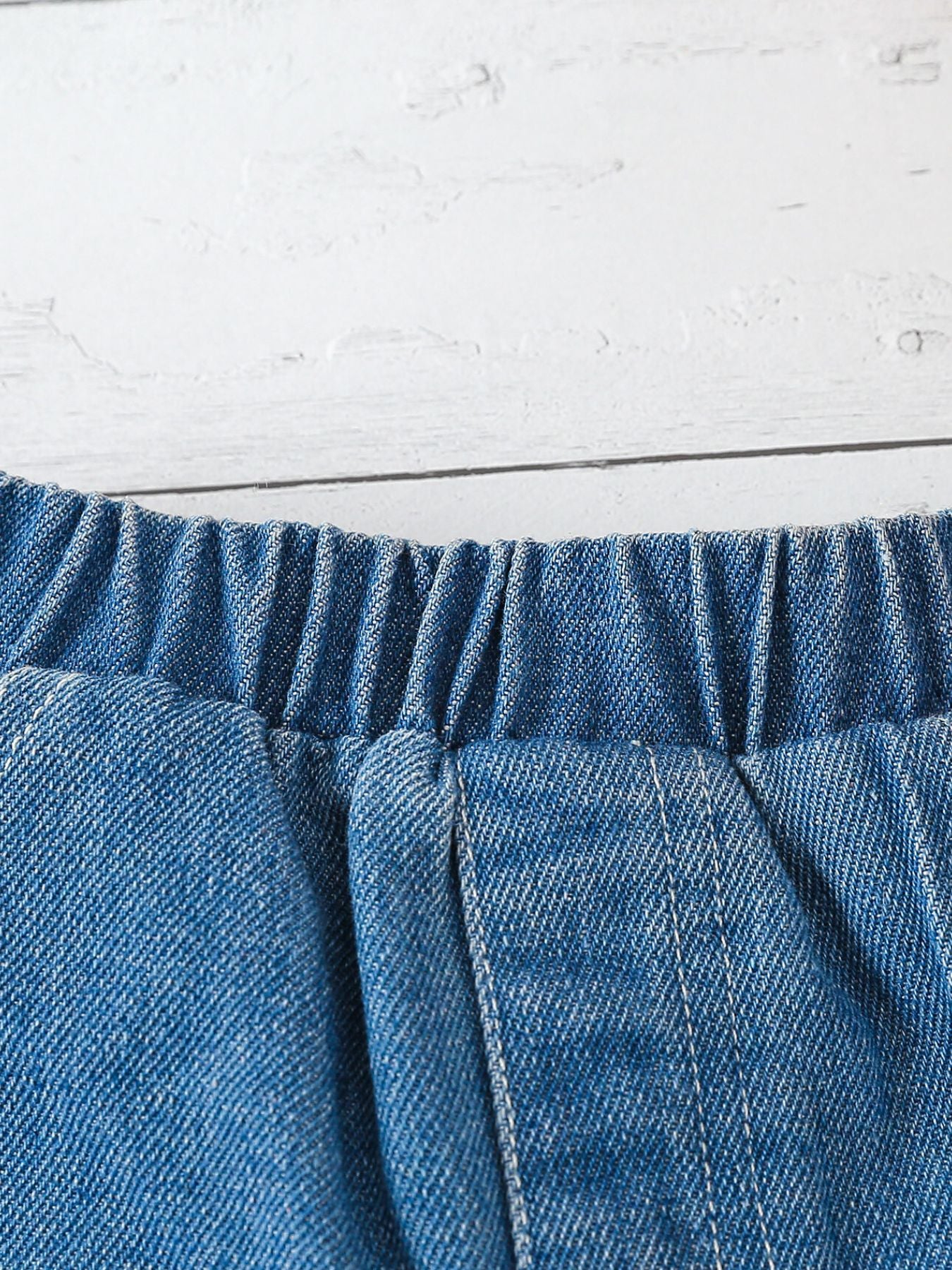 5a60b126-c51e-4e9d-9daa-f396138fcce0-Max